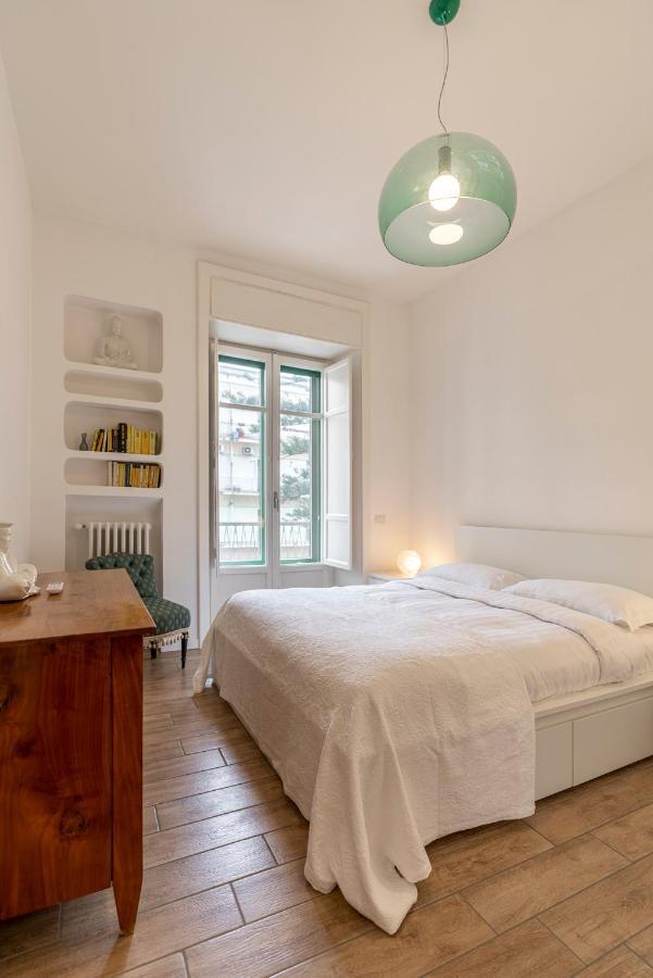 Starhost - Casa Guglielmo Lägenhet Salerno Exteriör bild